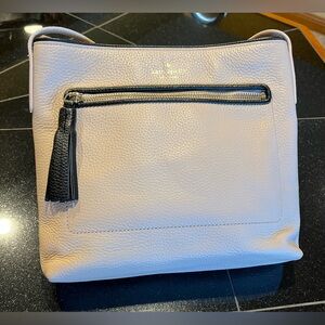 Kate Spade Chester Street Dessi Crossbody/warm Beige And Black